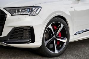 Audi Q7 60 TFSI e Quattro S-Line 2019 года