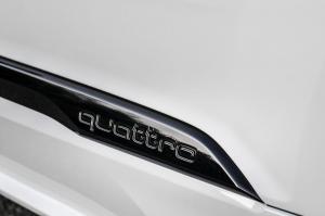 Audi Q7 60 TFSI e Quattro S-Line 2019 года