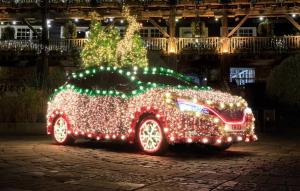 Новогодний Nissan Leaf