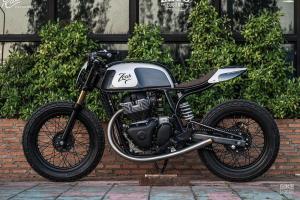 Royal Enfield 650 Moose by Zeus Custom