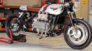 Honda Gold Wing GL1000 by Dragon’s Motorcycles