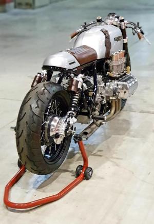 Honda Gold Wing GL1000 by Dragon’s Motorcycles