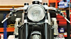 Honda Gold Wing GL1000 by Dragon’s Motorcycles