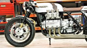 Honda Gold Wing GL1000 by Dragon’s Motorcycles