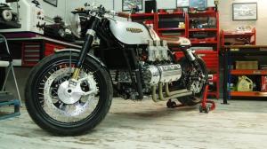 Honda Gold Wing GL1000 by Dragon’s Motorcycles