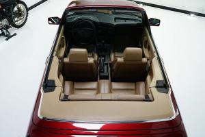 BMW 325i Convertible в цвете Calypso Red 1990 года