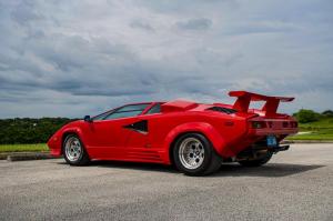 Lamborghini Countach LP5000 S Quattrovalvole 1988 года