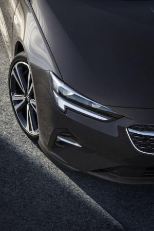 Opel Insignia Sports Tourer 2020 года