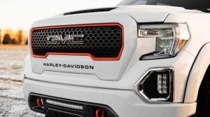 2020 GMC Sierra AT4 Crew Cab Harley-Davidson Edition (Summit White)