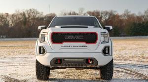 2020 GMC Sierra AT4 Crew Cab Harley-Davidson Edition (Summit White)