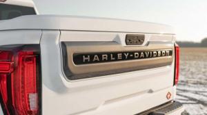 2020 GMC Sierra AT4 Crew Cab Harley-Davidson Edition (Summit White)