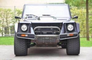 Lamborghini LM002 1992 года