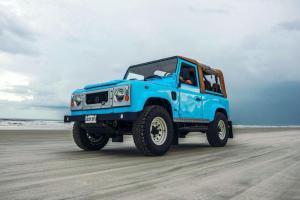 Land Rover Defender готов покорять пески
