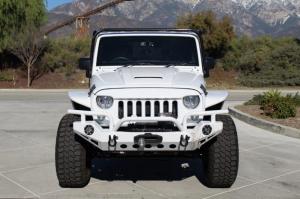 Jeep Wrangler Unlimited 6-Wheels 2016 года