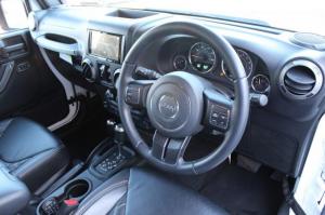 Jeep Wrangler Unlimited 6-Wheels 2016 года