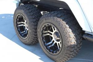 Jeep Wrangler Unlimited 6-Wheels 2016 года