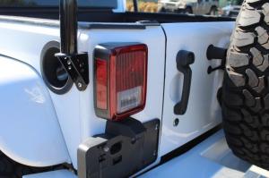 Jeep Wrangler Unlimited 6-Wheels 2016 года