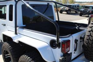 Jeep Wrangler Unlimited 6-Wheels 2016 года