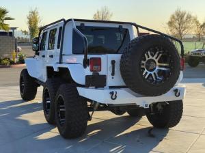 Jeep Wrangler Unlimited 6-Wheels 2016 года