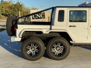 Jeep Wrangler Unlimited 6-Wheels 2016 года