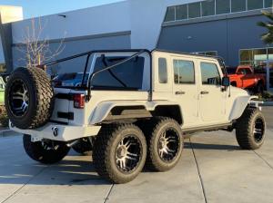 Jeep Wrangler Unlimited 6-Wheels 2016 года