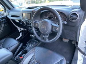 Jeep Wrangler Unlimited 6-Wheels 2016 года
