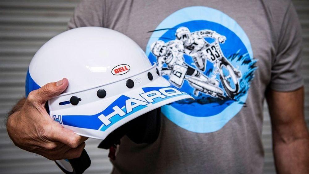Уникальный мотошлем Bell Custom 500 SE Haro