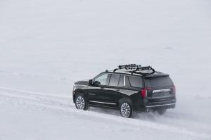 GMC Yukon Denali 2020 года