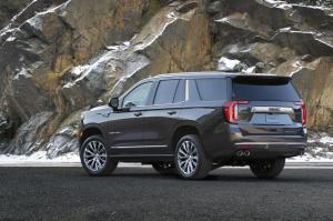 GMC Yukon Denali 2020 года