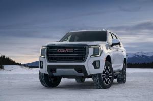 GMC Yukon AT4 2020 года
