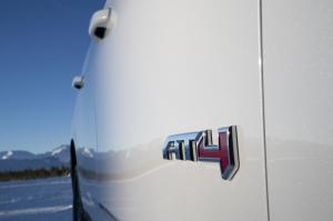 GMC Yukon AT4 2020 года