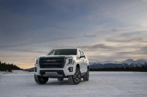 GMC Yukon AT4 2020 года