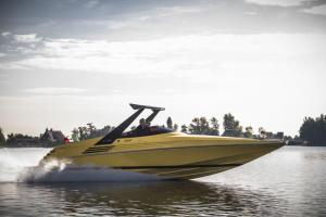 Riva 32 Ferrari Special 1995 года
