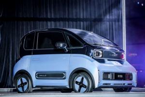 В КНР показан новенький электрический Baojun E300