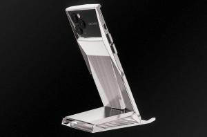 Чехол Caviar для iPhone 11 Pro в стиле Tesla Cybertruck