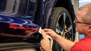 Porsche Taycan Turbo SportDesign Package 2020 года