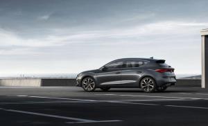 Seat Leon FR eHybrid 2020 года