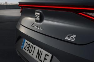 Seat Leon FR eHybrid 2020 года