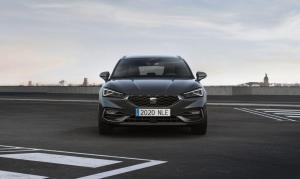 Seat Leon Sportstourer FR eHybrid 2020 года