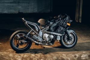 Kawasaki ZZR600 by Cool Kid Customs