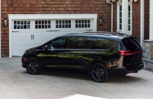 Chrysler Pacifica Limited S Appearance Package AWD 2020 года