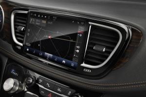 Chrysler Pacifica Limited S Appearance Package AWD 2020 года