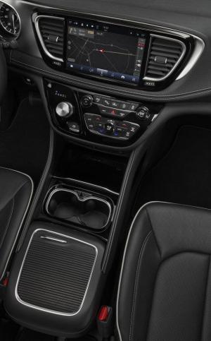 Chrysler Pacifica Limited S Appearance Package AWD 2020 года