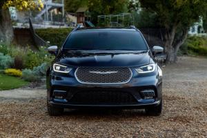 Chrysler Pacifica Pinnacle AWD 2020 года