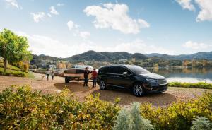 Chrysler Pacifica Pinnacle AWD 2020 года