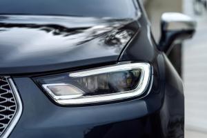 Chrysler Pacifica Pinnacle AWD 2020 года