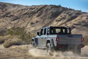 Jeep Gladiator Mojave 2020 года