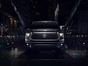 Toyota Tundra Nightshade CrewMax 2020 года