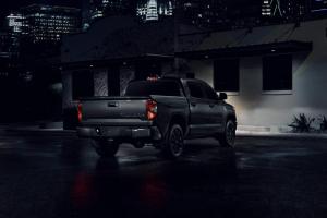 Toyota Tundra Nightshade CrewMax 2020 года