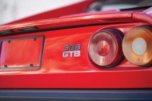Ferrari 308 GTB Vetroresina 1976 года